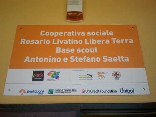 Album relativo a: COOP. SOC. ROSARIO LIVATINO - LIBERA TERRA